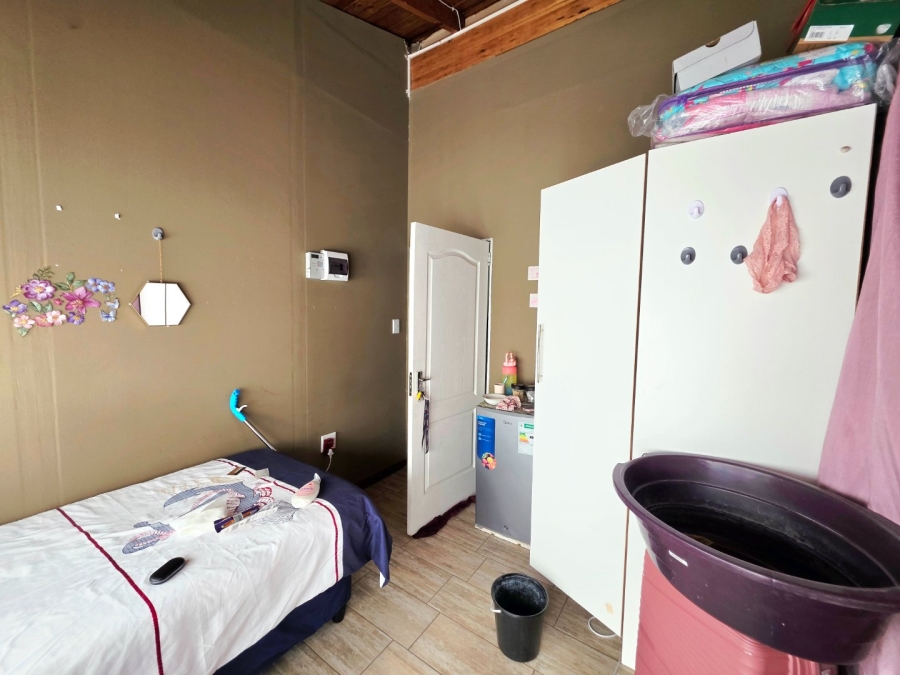 16 Bedroom Property for Sale in Universitas Free State